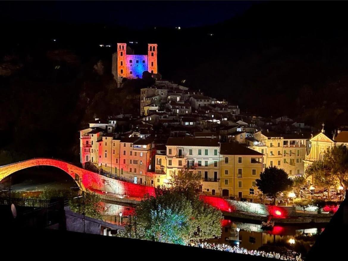Giorgio'S Inn Dolceacqua Extérieur photo